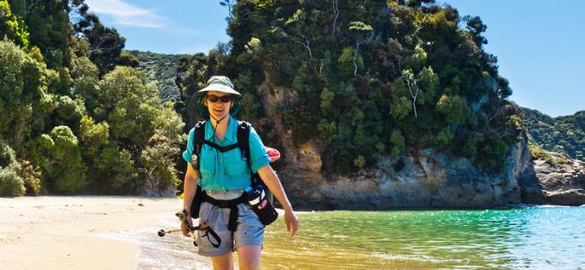 Hiking Abel Tasman