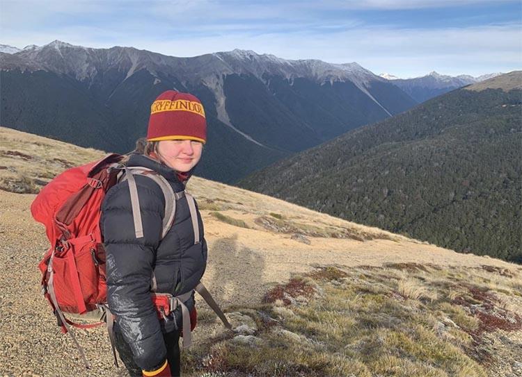 Hiking in Nelson Lakes alpine environment