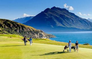 Round of Golf in Queenstown